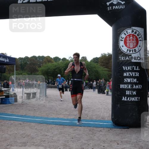 14.09.2025 - Stadtparktriathlon Strokosch-Dieckow http://msf.ph/oto/8882130 14.09.2025 09:43:29 Ziel 307, 310, 351 meine-sportfotos.de