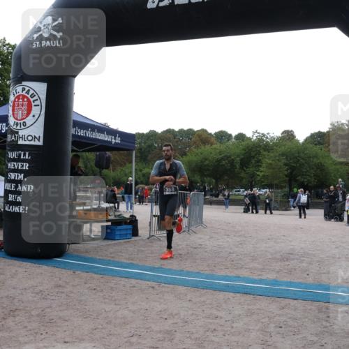 14.09.2025 - Stadtparktriathlon Strokosch-Dieckow http://msf.ph/oto/8882153 14.09.2025 09:43:48 Ziel 358 meine-sportfotos.de