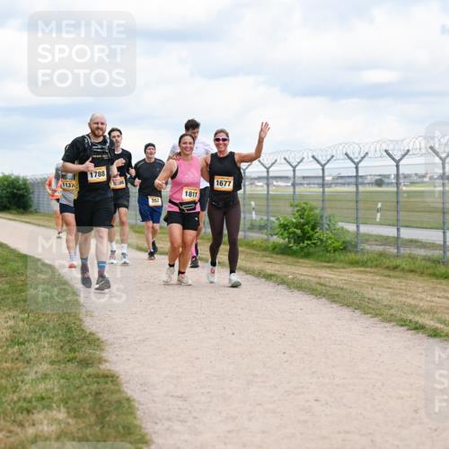 14.09.2025 - Airport Race Dr. Thomas Lammeyer http://msf.ph/oto/8882159 14.09.2025 12:34:40 Laufen 113, 1788, 36, 352, 1811, 1677 meine-sportfotos.de