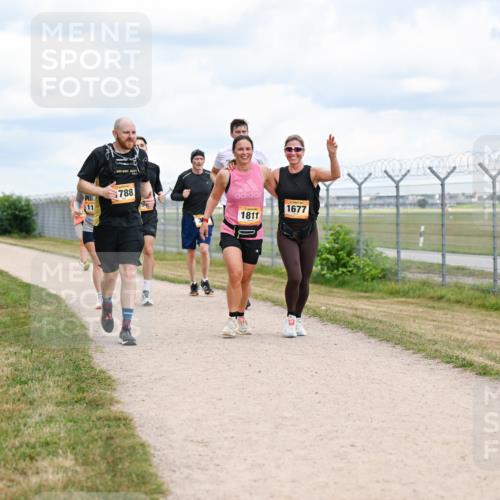 14.09.2025 - Airport Race Dr. Thomas Lammeyer http://msf.ph/oto/8882171 14.09.2025 12:34:41 Laufen 788, 11, 9, 1677, 1811 meine-sportfotos.de