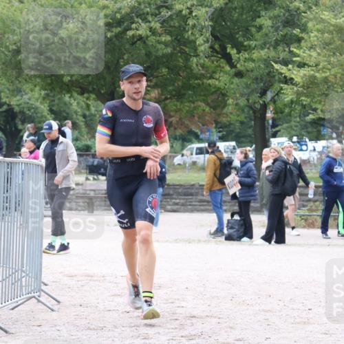 14.09.2025 - Stadtparktriathlon Strokosch-Dieckow http://msf.ph/oto/8882210 14.09.2025 09:44:39 Ziel 304 meine-sportfotos.de