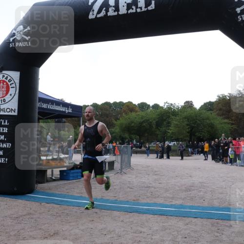 14.09.2025 - Stadtparktriathlon Strokosch-Dieckow http://msf.ph/oto/8882239 14.09.2025 09:44:54 Ziel 368 meine-sportfotos.de