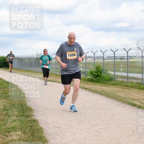 14.09.2025 - Airport Race Dr. Thomas Lammeyer http://msf.ph/oto/8882280 14.09.2025 12:34:55 Laufen 1699 meine-sportfotos.de