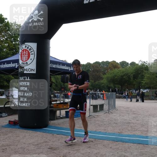 14.09.2025 - Stadtparktriathlon Strokosch-Dieckow http://msf.ph/oto/8882288 14.09.2025 09:46:15 Ziel 301 meine-sportfotos.de