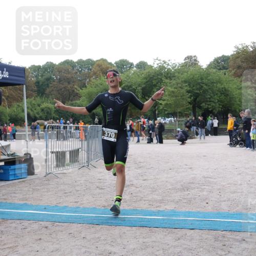 14.09.2025 - Stadtparktriathlon Strokosch-Dieckow http://msf.ph/oto/8882298 14.09.2025 09:46:23 Ziel 370 meine-sportfotos.de