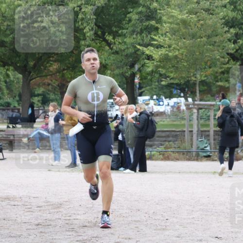 14.09.2025 - Stadtparktriathlon Strokosch-Dieckow http://msf.ph/oto/8882401 14.09.2025 09:47:38 Ziel 339, 345 meine-sportfotos.de