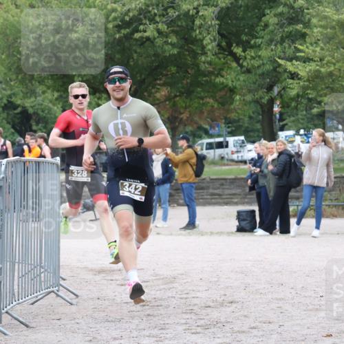 14.09.2025 - Stadtparktriathlon Strokosch-Dieckow http://msf.ph/oto/8882449 14.09.2025 09:48:11 Ziel 328, 342, 367 meine-sportfotos.de