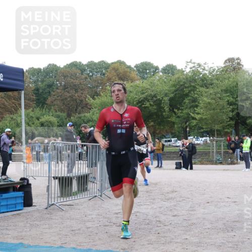 14.09.2025 - Stadtparktriathlon Strokosch-Dieckow http://msf.ph/oto/8882476 14.09.2025 09:48:31 Ziel 333, 375 meine-sportfotos.de
