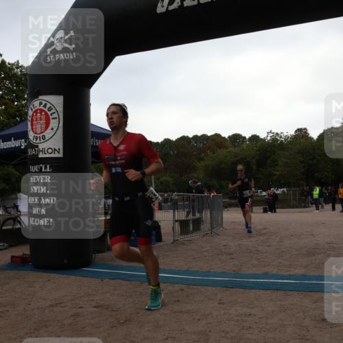 14.09.2025 - Stadtparktriathlon Strokosch-Dieckow http://msf.ph/oto/8882480 14.09.2025 09:48:32 Ziel 333, 375 meine-sportfotos.de