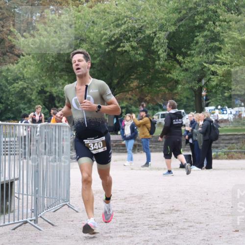 14.09.2025 - Stadtparktriathlon Strokosch-Dieckow http://msf.ph/oto/8882526 14.09.2025 09:49:13 Ziel 318, 340 meine-sportfotos.de