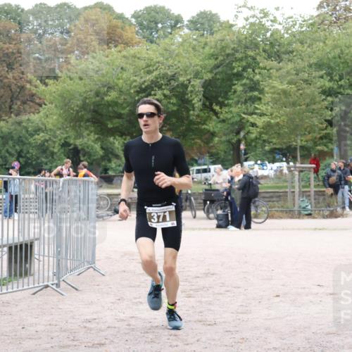 14.09.2025 - Stadtparktriathlon Strokosch-Dieckow http://msf.ph/oto/8882573 14.09.2025 09:49:34 Ziel 371 meine-sportfotos.de