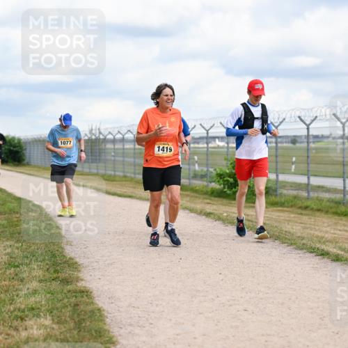14.09.2025 - Airport Race Dr. Thomas Lammeyer http://msf.ph/oto/8882593 14.09.2025 12:35:36 Laufen 1077, 1419 meine-sportfotos.de