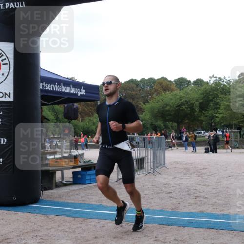 14.09.2025 - Stadtparktriathlon Strokosch-Dieckow http://msf.ph/oto/8882640 14.09.2025 09:50:33 Ziel 303, 348 meine-sportfotos.de