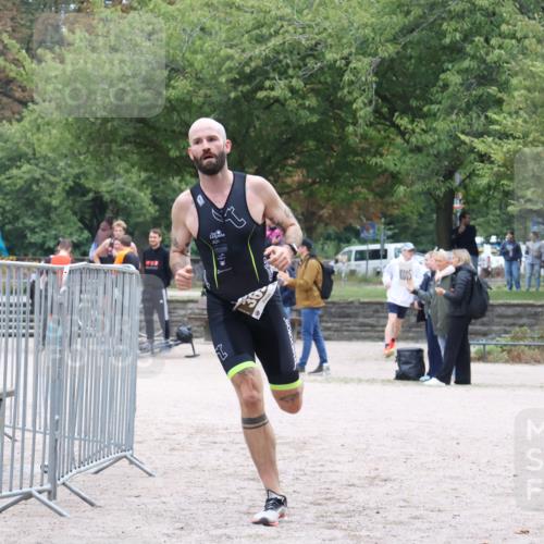 14.09.2025 - Stadtparktriathlon Strokosch-Dieckow http://msf.ph/oto/8882675 14.09.2025 09:50:55 Ziel 357, 369, 376 meine-sportfotos.de