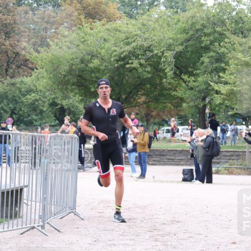 14.09.2025 - Stadtparktriathlon Strokosch-Dieckow http://msf.ph/oto/8882687 14.09.2025 09:50:59 Ziel 336, 369, 376 meine-sportfotos.de