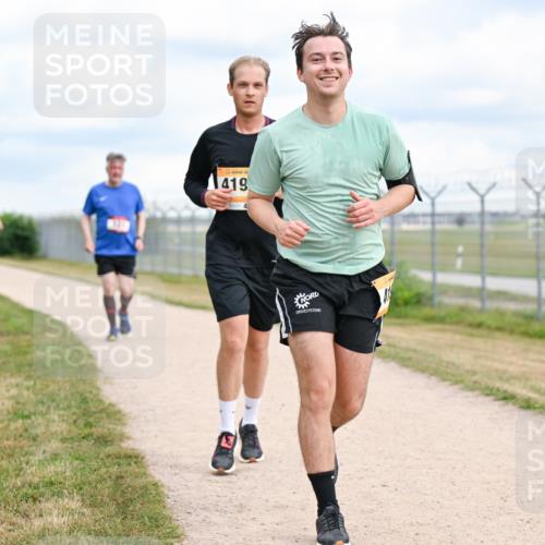 14.09.2025 - Airport Race Dr. Thomas Lammeyer http://msf.ph/oto/8882704 14.09.2025 12:35:47 Laufen 419 meine-sportfotos.de