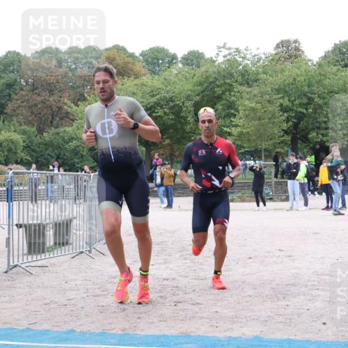 14.09.2025 - Stadtparktriathlon Strokosch-Dieckow http://msf.ph/oto/8882714 14.09.2025 09:51:05 Ziel 313, 336, 376, 378 meine-sportfotos.de