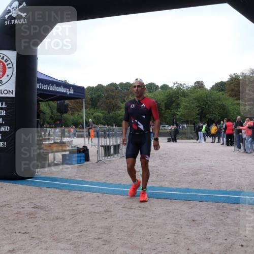 14.09.2025 - Stadtparktriathlon Strokosch-Dieckow http://msf.ph/oto/8882729 14.09.2025 09:51:07 Ziel 313, 336, 376, 378 meine-sportfotos.de