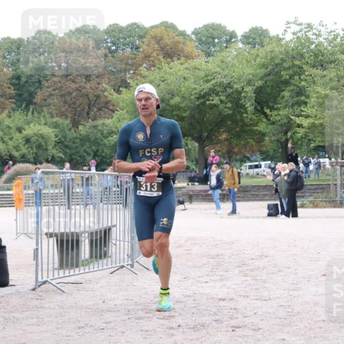 14.09.2025 - Stadtparktriathlon Strokosch-Dieckow http://msf.ph/oto/8882733 14.09.2025 09:51:10 Ziel 313, 336, 378 meine-sportfotos.de