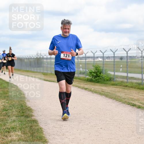 14.09.2025 - Airport Race Dr. Thomas Lammeyer http://msf.ph/oto/8882744 14.09.2025 12:35:50 Laufen 121 meine-sportfotos.de