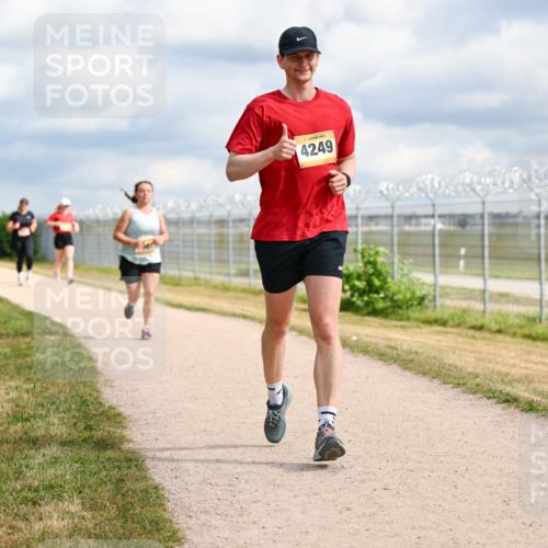 14.09.2025 - Airport Race Dr. Thomas Lammeyer http://msf.ph/oto/8882941 14.09.2025 12:36:16 Laufen 4249 meine-sportfotos.de