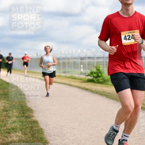 14.09.2025 - Airport Race Dr. Thomas Lammeyer http://msf.ph/oto/8882957 14.09.2025 12:36:18 Laufen 424 meine-sportfotos.de