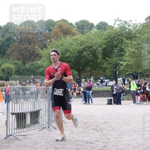 14.09.2025 - Stadtparktriathlon Strokosch-Dieckow http://msf.ph/oto/8882972 14.09.2025 09:56:45 Ziel 394, 402 meine-sportfotos.de
