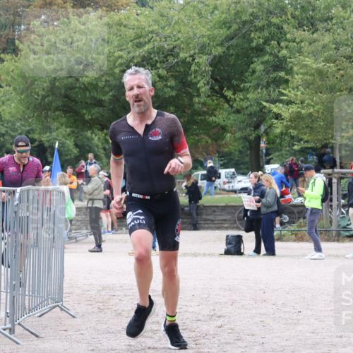 14.09.2025 - Stadtparktriathlon Strokosch-Dieckow http://msf.ph/oto/8883039 14.09.2025 09:57:54 Ziel 317, 425 meine-sportfotos.de