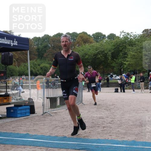 14.09.2025 - Stadtparktriathlon Strokosch-Dieckow http://msf.ph/oto/8883045 14.09.2025 09:57:55 Ziel 317, 425 meine-sportfotos.de