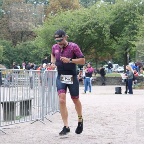 14.09.2025 - Stadtparktriathlon Strokosch-Dieckow http://msf.ph/oto/8883051 14.09.2025 09:57:56 Ziel 317, 425 meine-sportfotos.de