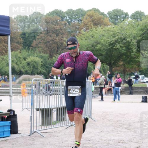 14.09.2025 - Stadtparktriathlon Strokosch-Dieckow http://msf.ph/oto/8883054 14.09.2025 09:57:57 Ziel 317, 425 meine-sportfotos.de