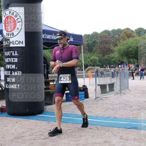 14.09.2025 - Stadtparktriathlon Strokosch-Dieckow http://msf.ph/oto/8883060 14.09.2025 09:57:58 Ziel 317, 425 meine-sportfotos.de