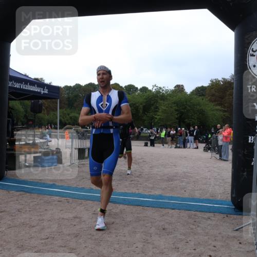 14.09.2025 - Stadtparktriathlon Strokosch-Dieckow http://msf.ph/oto/8883074 14.09.2025 09:58:10 Ziel 311, 389 meine-sportfotos.de