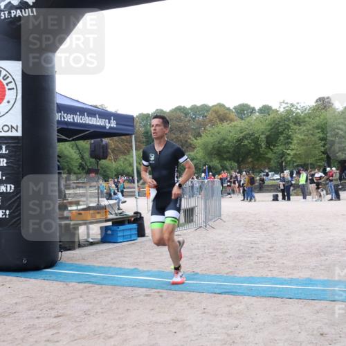 14.09.2025 - Stadtparktriathlon Strokosch-Dieckow http://msf.ph/oto/8883086 14.09.2025 09:58:30 Ziel 381 meine-sportfotos.de