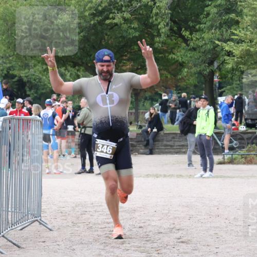 14.09.2025 - Stadtparktriathlon Strokosch-Dieckow http://msf.ph/oto/8883144 14.09.2025 10:01:00 Ziel 346 meine-sportfotos.de