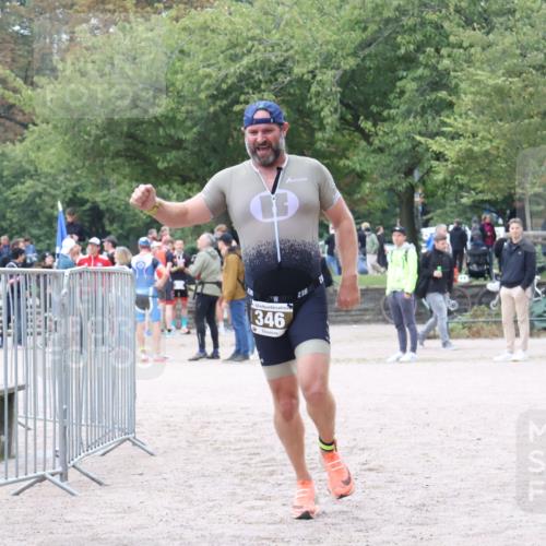 14.09.2025 - Stadtparktriathlon Strokosch-Dieckow http://msf.ph/oto/8883146 14.09.2025 10:01:00 Ziel 346 meine-sportfotos.de
