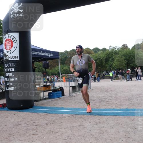 14.09.2025 - Stadtparktriathlon Strokosch-Dieckow http://msf.ph/oto/8883154 14.09.2025 10:01:02 Ziel 346 meine-sportfotos.de