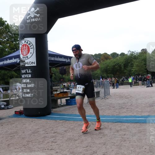 14.09.2025 - Stadtparktriathlon Strokosch-Dieckow http://msf.ph/oto/8883155 14.09.2025 10:01:02 Ziel 346 meine-sportfotos.de