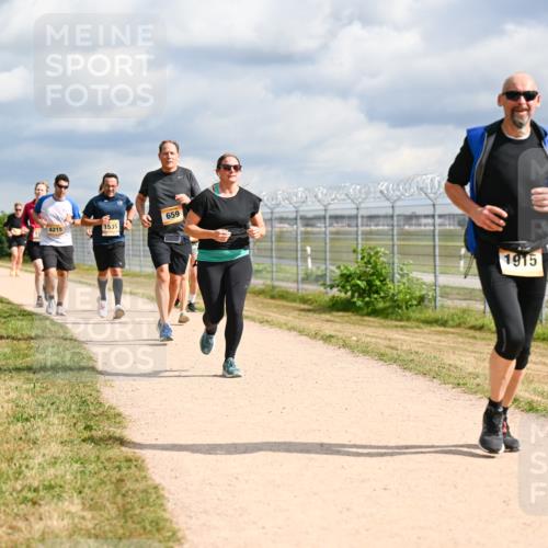 14.09.2025 - Airport Race Dr. Thomas Lammeyer http://msf.ph/oto/8883166 14.09.2025 12:36:38 Laufen 154215, 1535, 659, 1915 meine-sportfotos.de