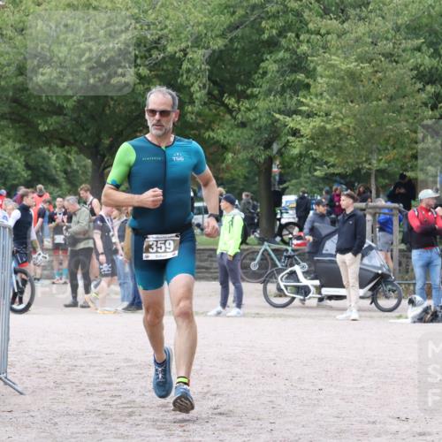 14.09.2025 - Stadtparktriathlon Strokosch-Dieckow http://msf.ph/oto/8883175 14.09.2025 10:01:58 Ziel 359 meine-sportfotos.de