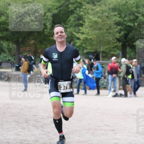 14.09.2025 - Stadtparktriathlon Strokosch-Dieckow http://msf.ph/oto/8883259 14.09.2025 10:04:28 Ziel 379 meine-sportfotos.de