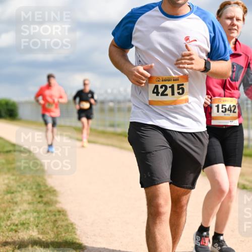 14.09.2025 - Airport Race Dr. Thomas Lammeyer http://msf.ph/oto/8883272 14.09.2025 12:36:45 Laufen 42, 4215, 1542, 1542 meine-sportfotos.de