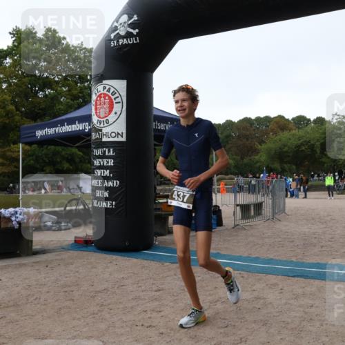 14.09.2025 - Stadtparktriathlon Strokosch-Dieckow http://msf.ph/oto/8883280 14.09.2025 10:05:47 Ziel 437 meine-sportfotos.de