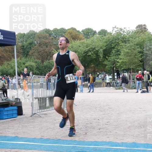 14.09.2025 - Stadtparktriathlon Strokosch-Dieckow http://msf.ph/oto/8883337 14.09.2025 10:06:32 Ziel 380, 418, 431 meine-sportfotos.de