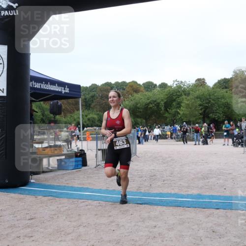 14.09.2025 - Stadtparktriathlon Strokosch-Dieckow http://msf.ph/oto/8883449 14.09.2025 10:09:43 Ziel 393, 463 meine-sportfotos.de