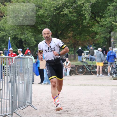 14.09.2025 - Stadtparktriathlon Strokosch-Dieckow http://msf.ph/oto/8883480 14.09.2025 10:10:08 Ziel 406, 460 meine-sportfotos.de