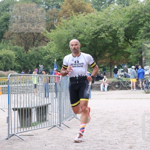 14.09.2025 - Stadtparktriathlon Strokosch-Dieckow http://msf.ph/oto/8883485 14.09.2025 10:10:09 Ziel 406, 460 meine-sportfotos.de
