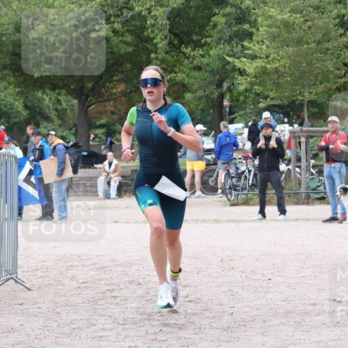 14.09.2025 - Stadtparktriathlon Strokosch-Dieckow http://msf.ph/oto/8883496 14.09.2025 10:10:32 Ziel 487 meine-sportfotos.de