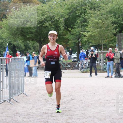 14.09.2025 - Stadtparktriathlon Strokosch-Dieckow http://msf.ph/oto/8883512 14.09.2025 10:10:50 Ziel 466 meine-sportfotos.de