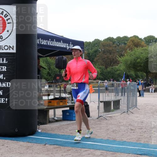 14.09.2025 - Stadtparktriathlon Strokosch-Dieckow http://msf.ph/oto/8883549 14.09.2025 10:12:52 Ziel 415 meine-sportfotos.de